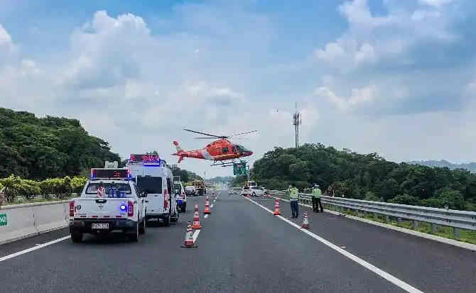 马山高速公路汽车救援案例